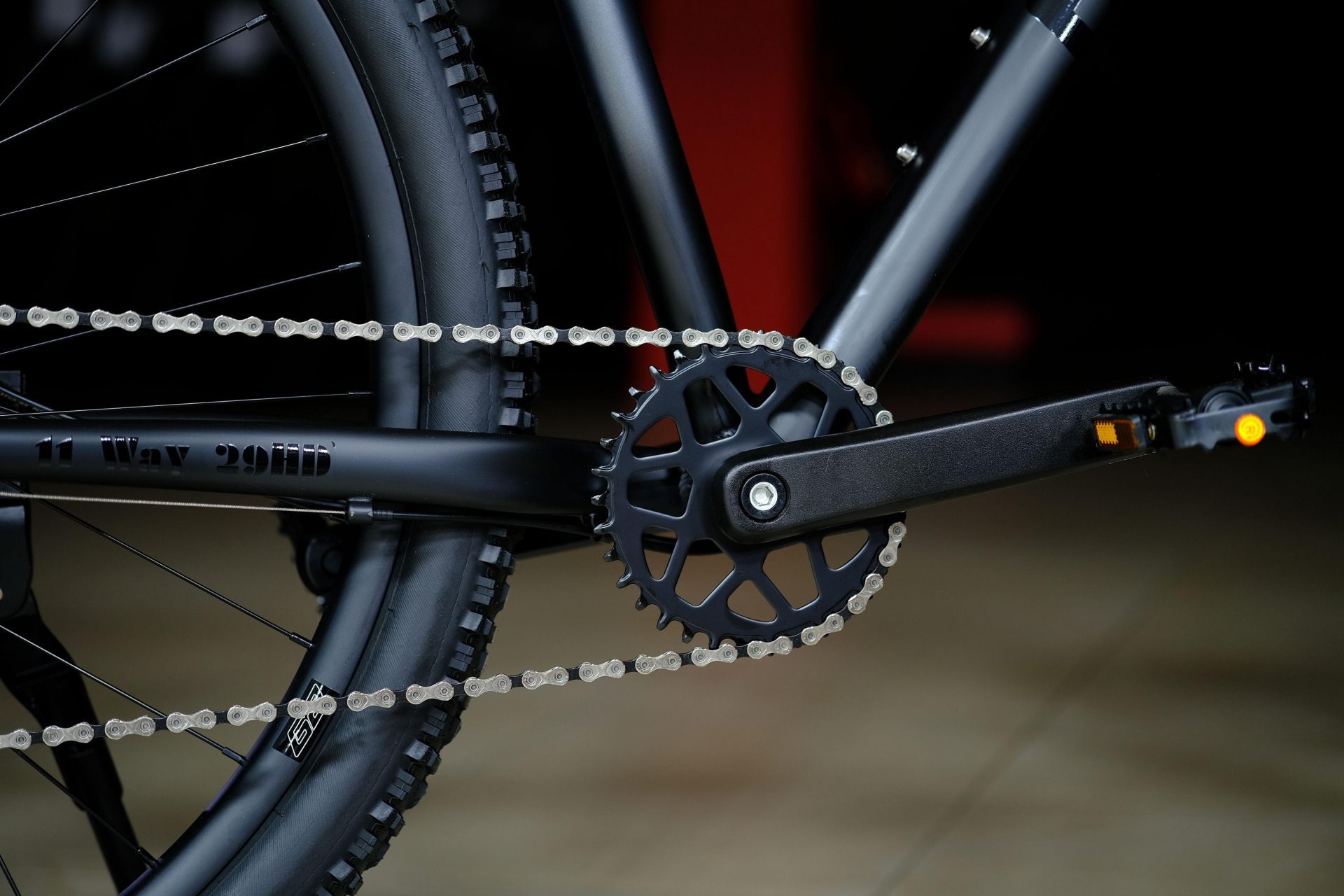 Система (шатун)  Prowheel CY-10 NW 34T Narrow Wide
 HOKE 11 Way 29 HD матовый чёрный-серый 19